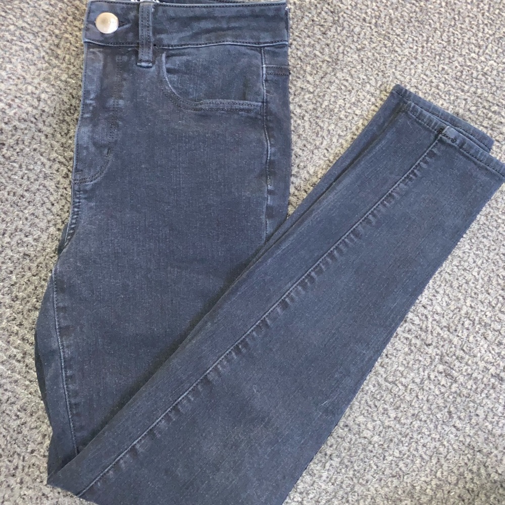 **SOLD** American eagle faded black jeans